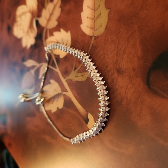 Bella Luce Sterling Silver Rhodium Marquise Bracelet - Picture 3 of 9